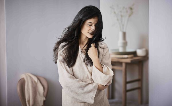 /Magazine/2019/chado/2019-05-20_The Best Hair Care Routines for Different Hair Types.jpg